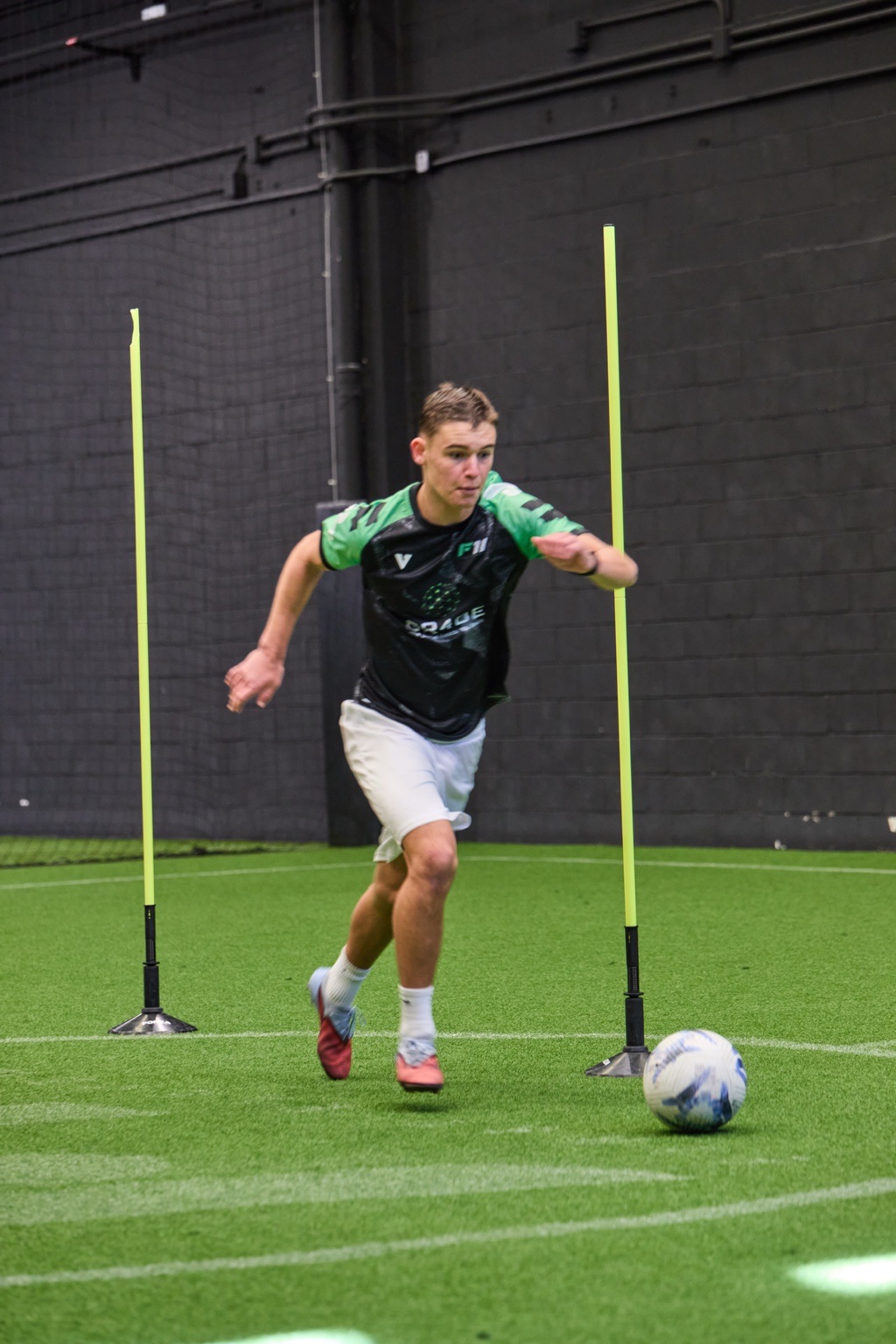 4v4 action 1
