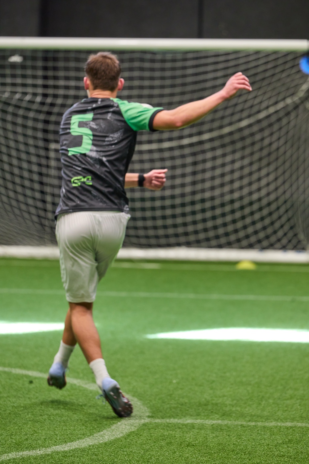 4v4 action 5